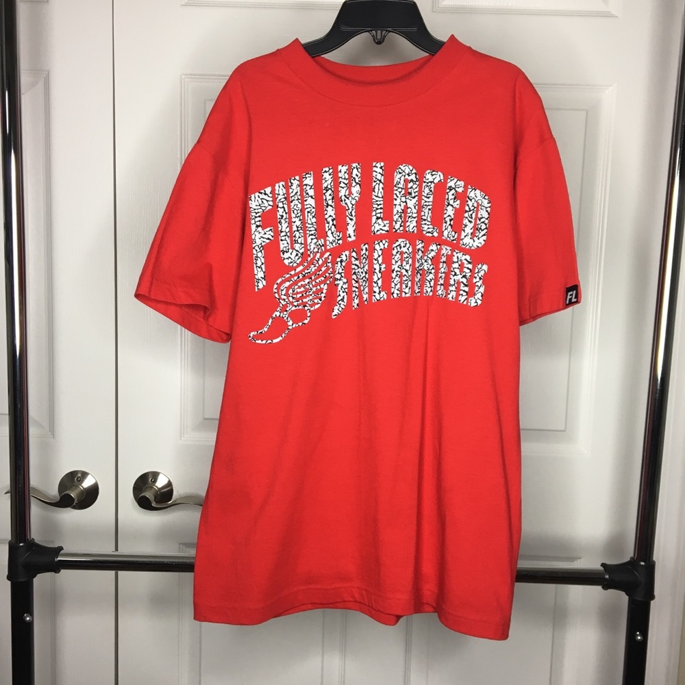 FULLY LACED Tee